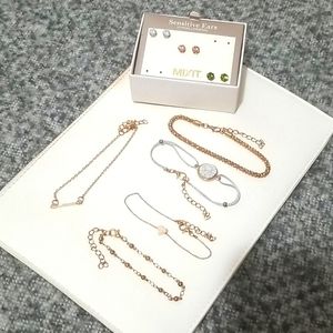 3/$10 NWOT 3 earrings and 5 bracelets